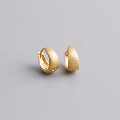 925 Sterling Silver Simple Wide Huggies Gothic Hoop Earrings for Women European Unisex Piercing Rock Jewelry Ear Buckles