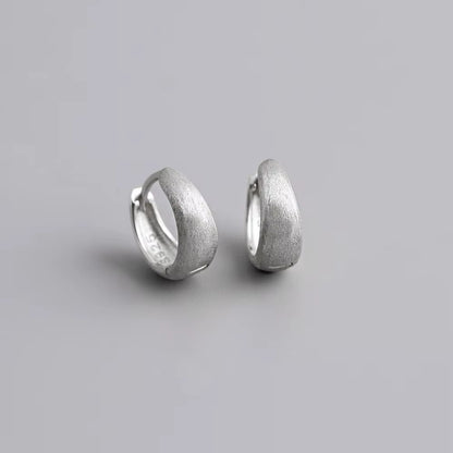 925 Sterling Silver Simple Wide Huggies Gothic Hoop Earrings for Women European Unisex Piercing Rock Jewelry Ear Buckles