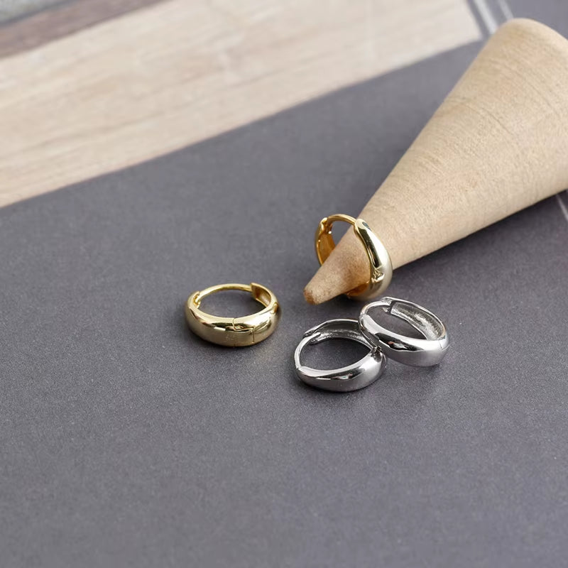 925 Sterling Silver Simple Wide Huggies Gothic Hoop Earrings for Women European Unisex Piercing Rock Jewelry Ear Buckles