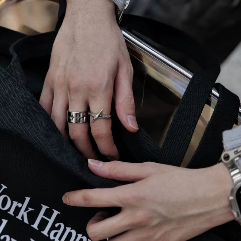 Fashion Retro Silver Color Cross Star Rings for Women Men Punk Gothic Couple Rings Festivals Party Jewelry Daily Accessories New