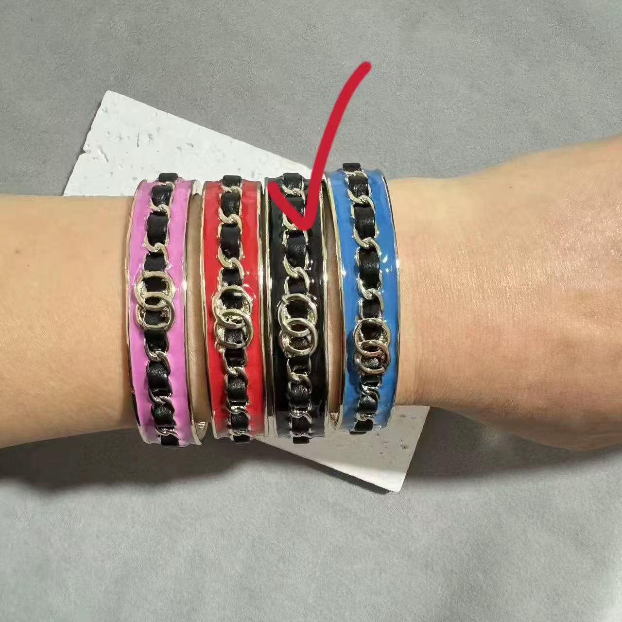 Gold Enamel Drip Hollow Out Narrow Bracelet Colorful Fashion Earrings Classic Style Luxury Look Lightweight Alloy Jewelry