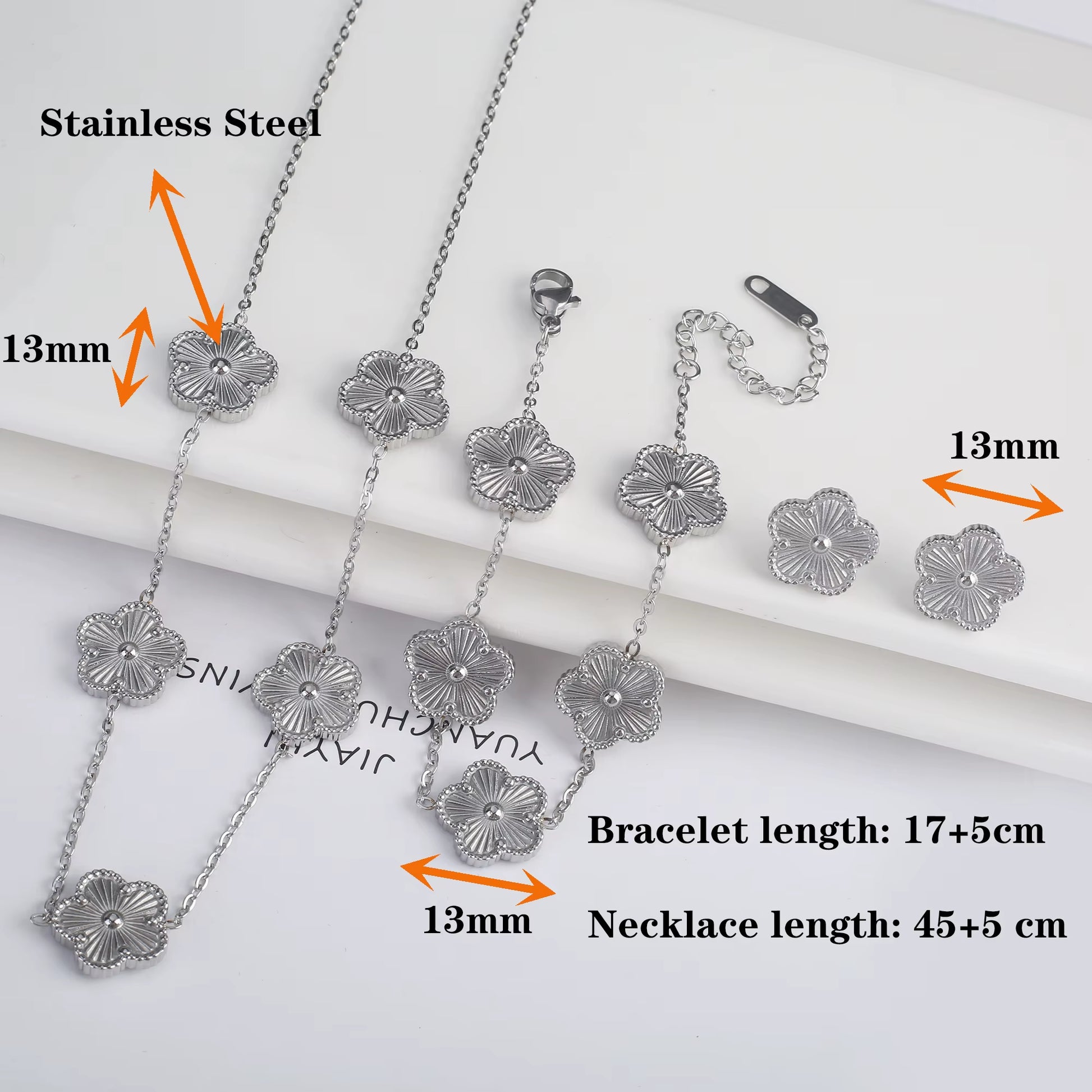 Hot Sale Stainless Steel Laser Five Leaf Flower Petal Adjustable Clover Bracelet Classic for Woman Girl Brand Jewelry Party Gift