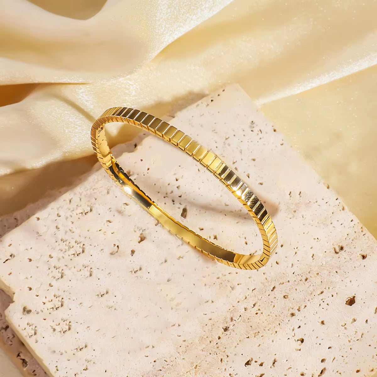 Personality 18K Gold Plated Stainless Steel Cubic Zircon Bracelet for Women Waterproof Fashion Jewelry Gift