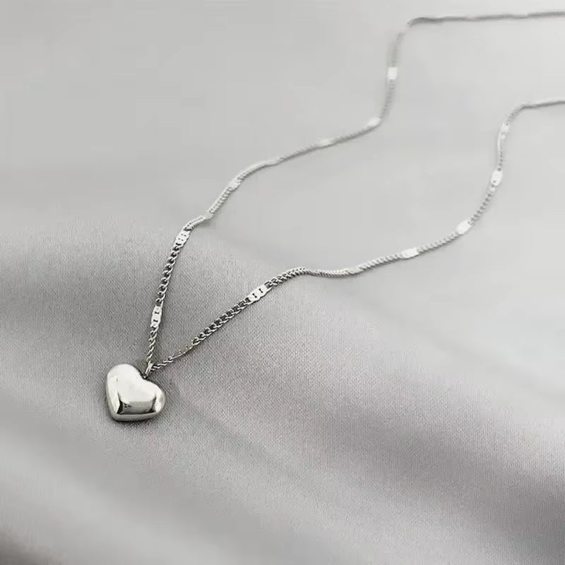 New Cross-Border Couple Cavicle Chain Geometric Heart-Shaped Light Luxury Temperament Simple Sweet Love Pendant Necklace Jewelry