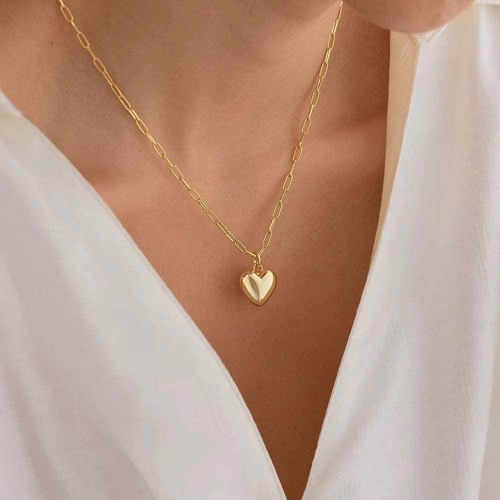 New Cross-Border Couple Cavicle Chain Geometric Heart-Shaped Light Luxury Temperament Simple Sweet Love Pendant Necklace Jewelry