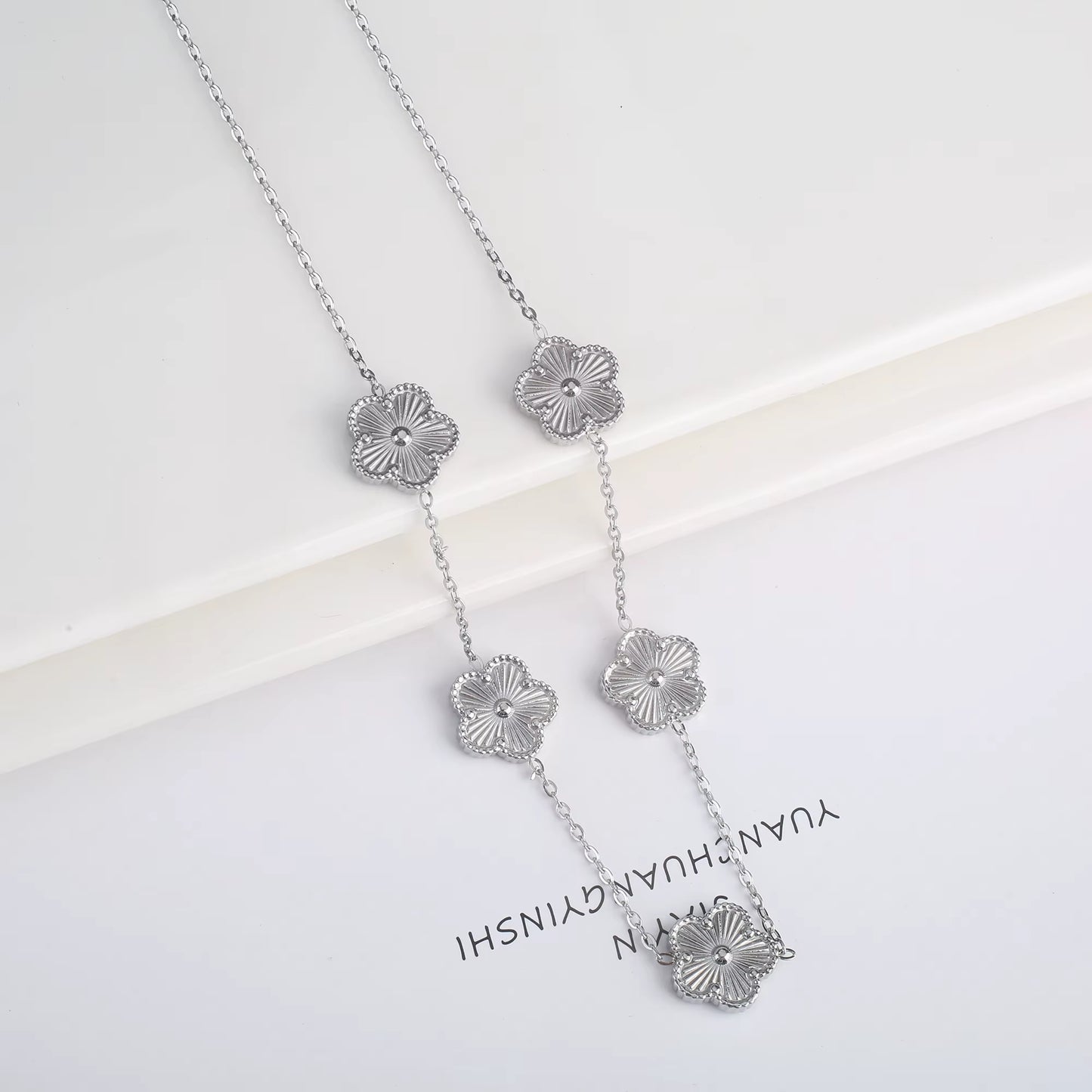 Hot Sale Stainless Steel Laser Five Leaf Flower Petal Adjustable Clover Bracelet Classic for Woman Girl Brand Jewelry Party Gift