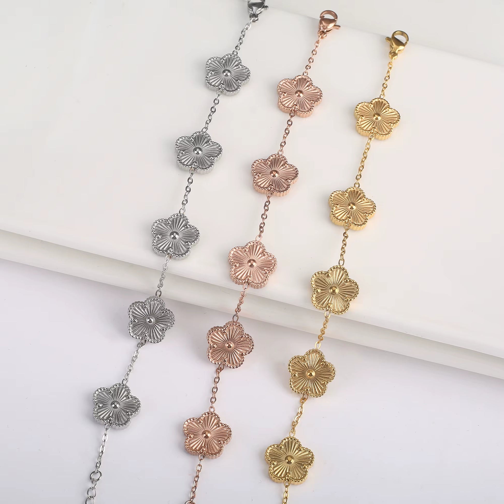 Hot Sale Stainless Steel Laser Five Leaf Flower Petal Adjustable Clover Bracelet Classic for Woman Girl Brand Jewelry Party Gift